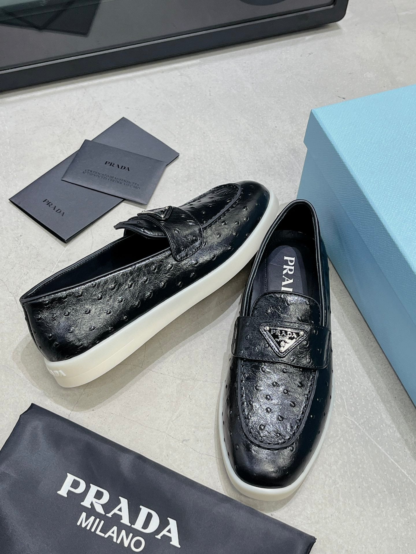 PRADA OSTRICH PATTERN LOAFERS BLACK CALFSKIN