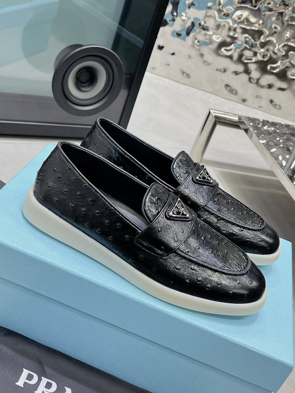 PRADA OSTRICH PATTERN LOAFERS BLACK CALFSKIN