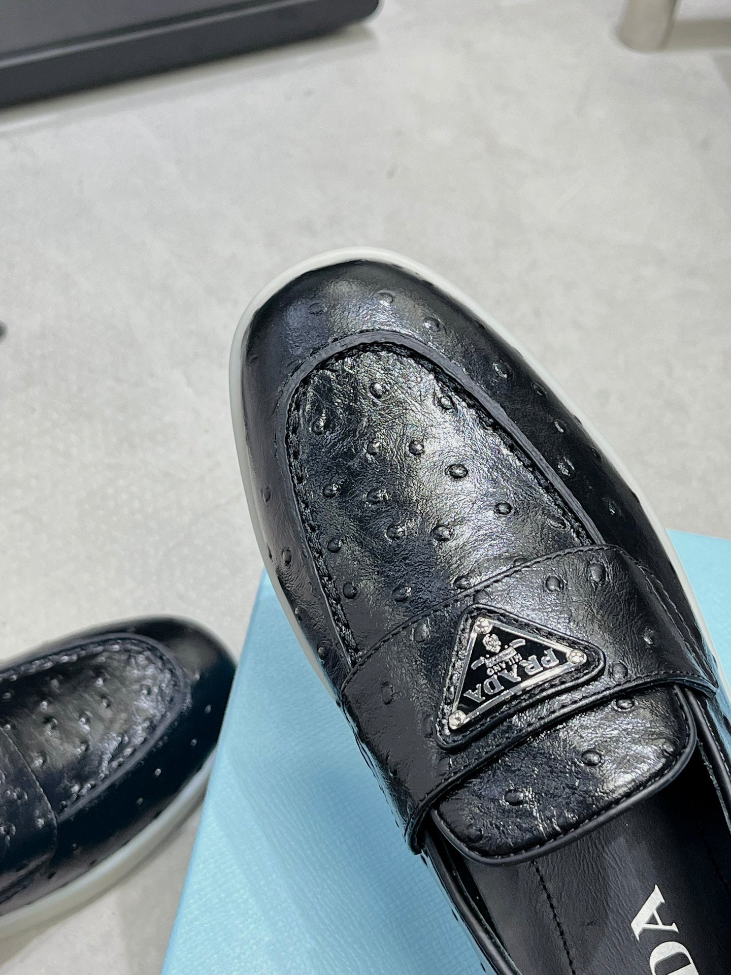 PRADA OSTRICH PATTERN LOAFERS BLACK CALFSKIN