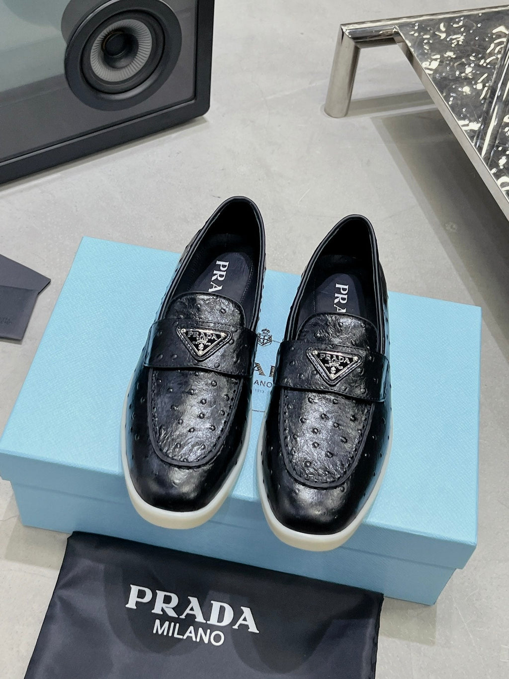PRADA OSTRICH PATTERN LOAFERS BLACK CALFSKIN