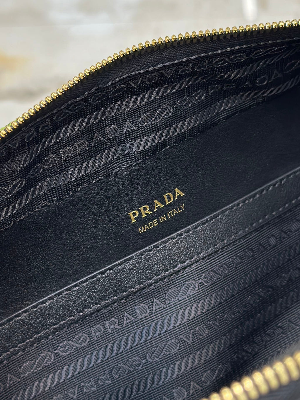 PRADA MESSENGER BAG 22 IN OCADO GREEN AND BLACK EMBROIDERED FABRIC GOLD HARDWARE