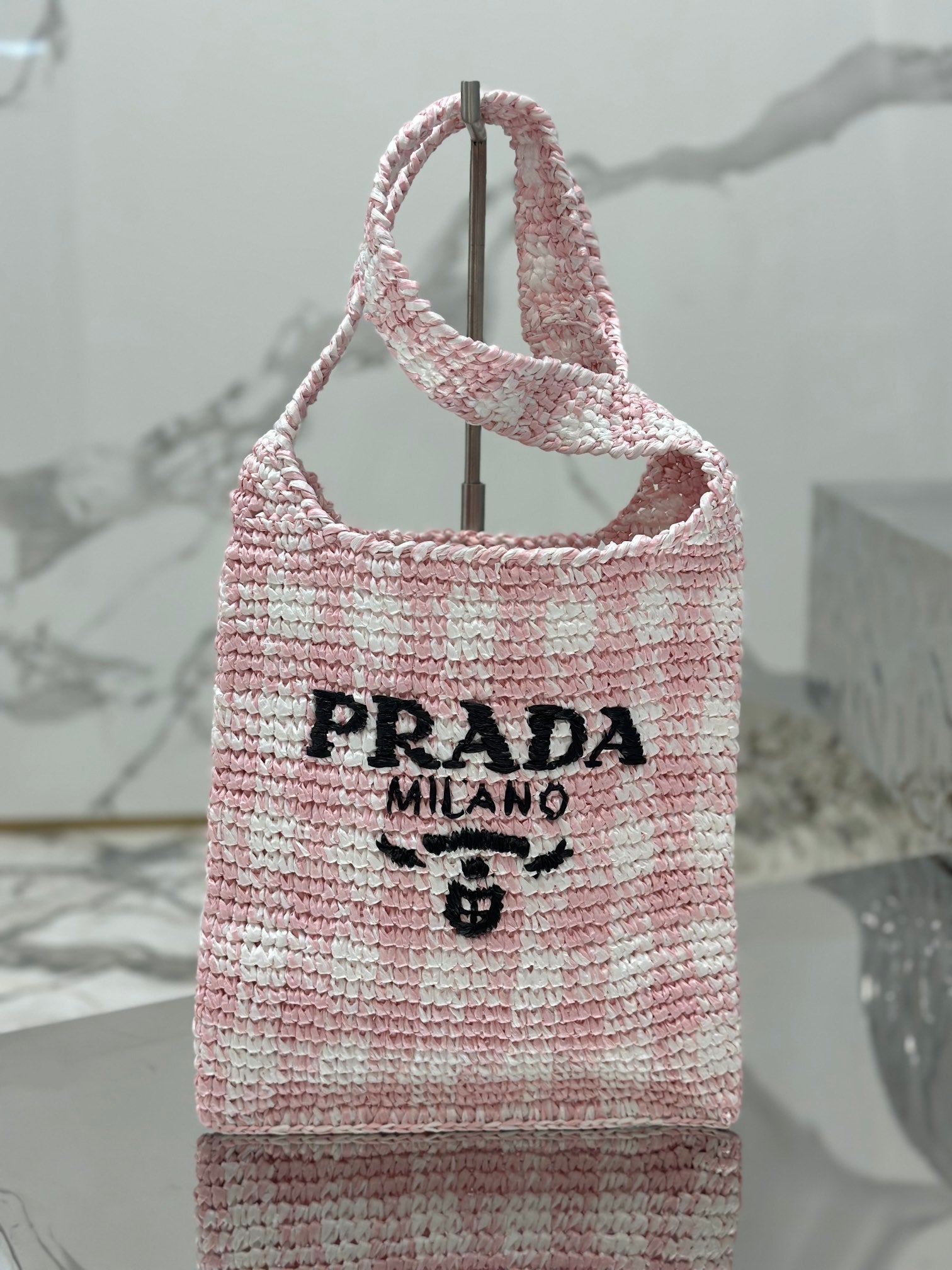 PRADA SMALL TOTE BAG 29 IN PINK MIX WHITE AND BLACK WOVEN RAFFIA