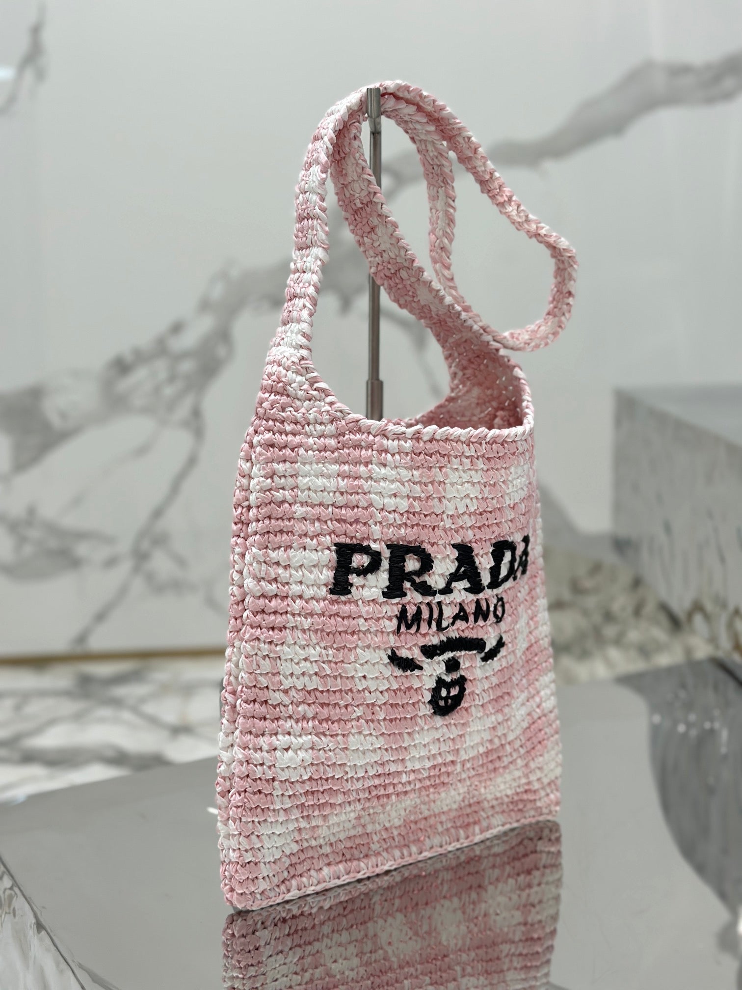 PRADA SMALL TOTE BAG 29 IN PINK MIX WHITE AND BLACK WOVEN RAFFIA