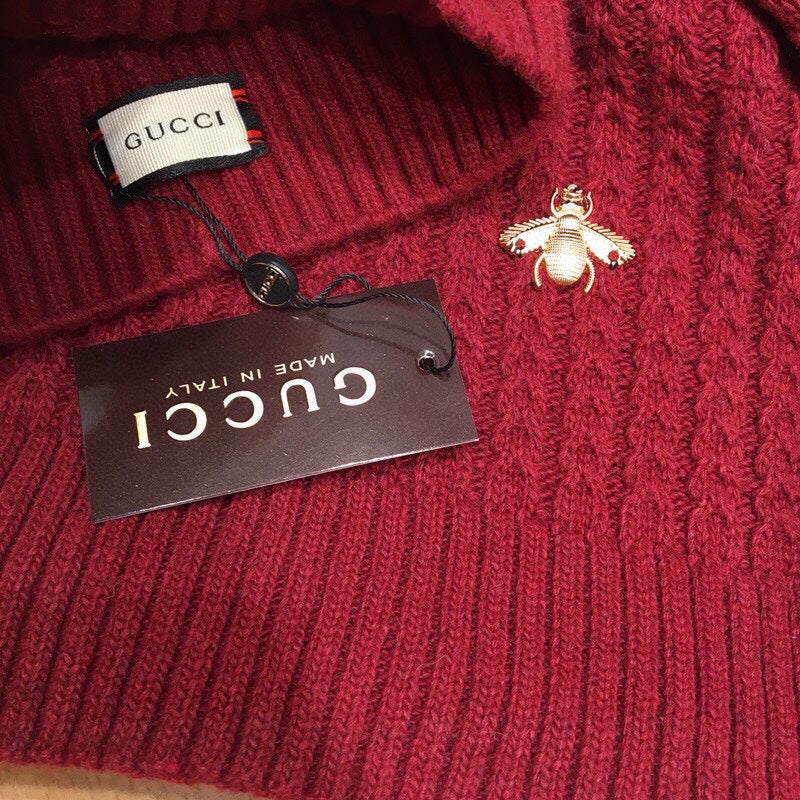 GUCCI SET SCARF AND HAT IN JAM RED WOOL 945022