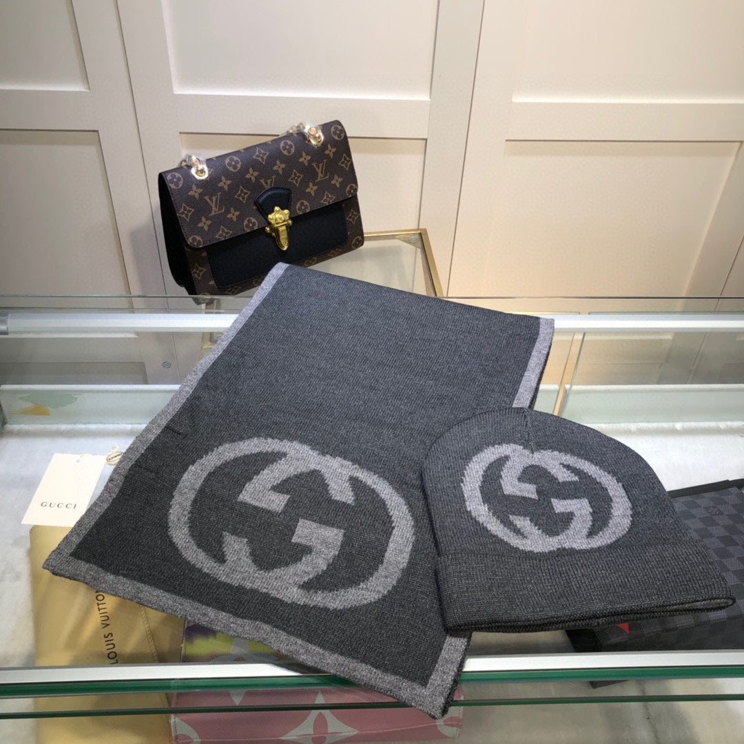 GUCCI SET HAT AND SCARF IN MOUSE GRAY CASHMERE 946330