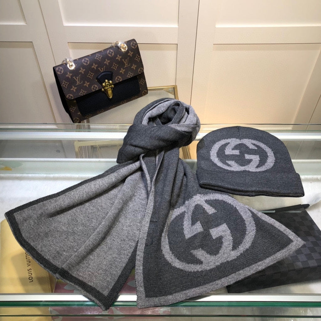 GUCCI SET HAT AND SCARF IN MOUSE GRAY CASHMERE 946330