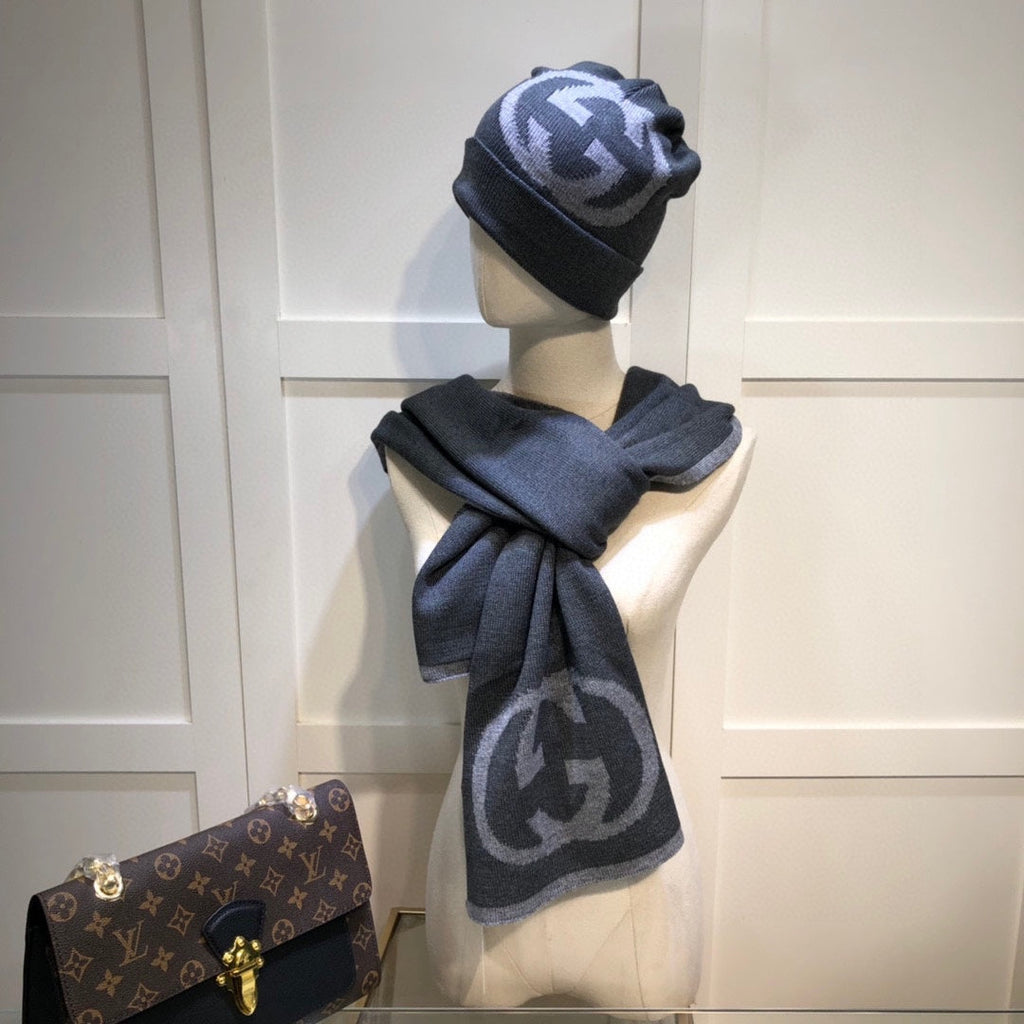 GUCCI SET HAT AND SCARF IN MOUSE GRAY CASHMERE 946330