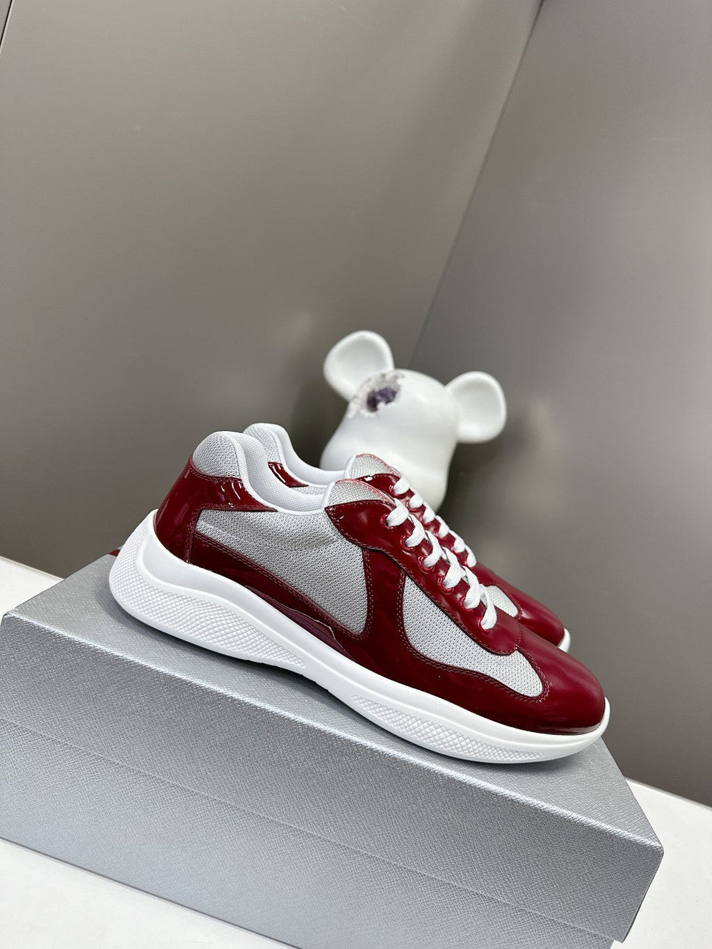 PRADA SNEAKERS IN BURDUNDY RED CALFSKIN AND MESH