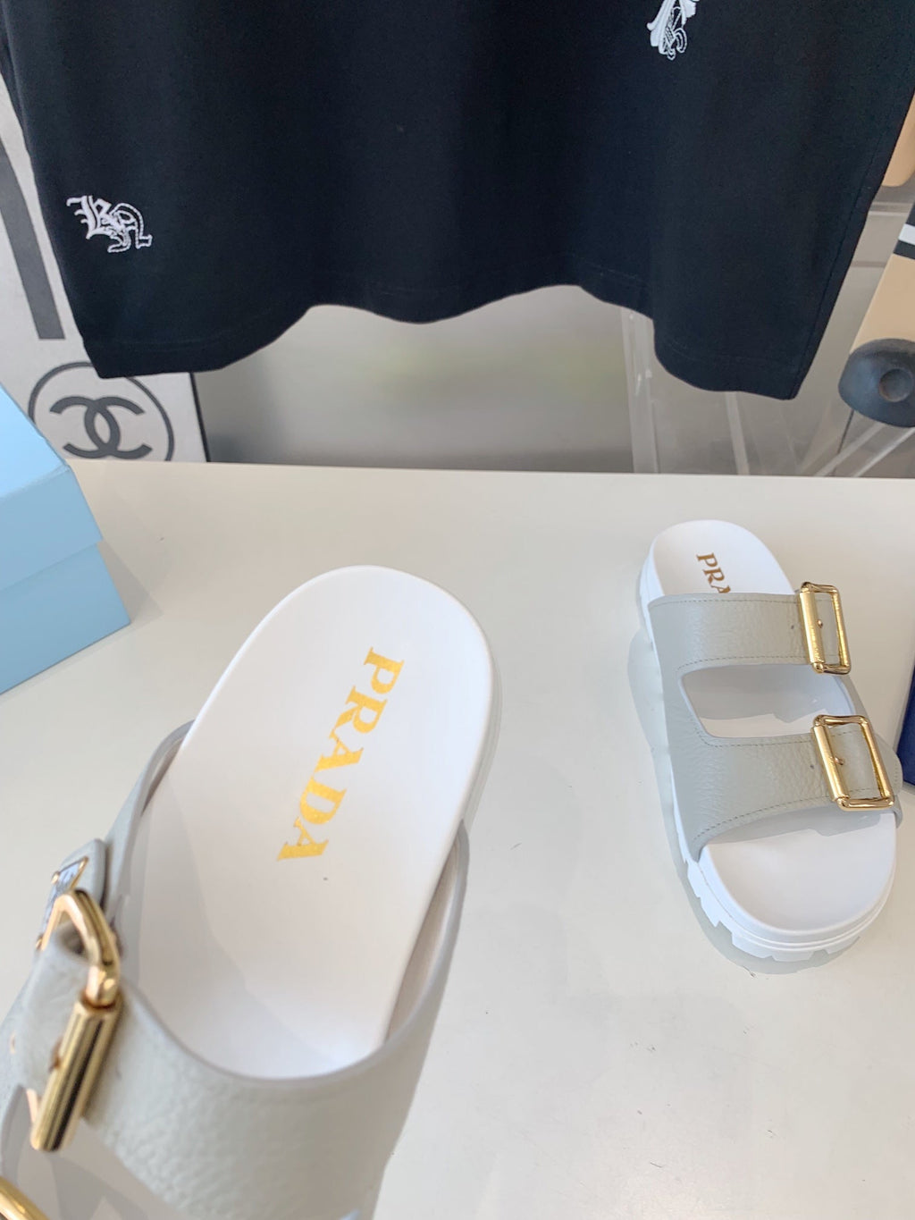 PRADA STRAP SLIDES SANLS WHITE AND LIGHT GRAY SUEDE