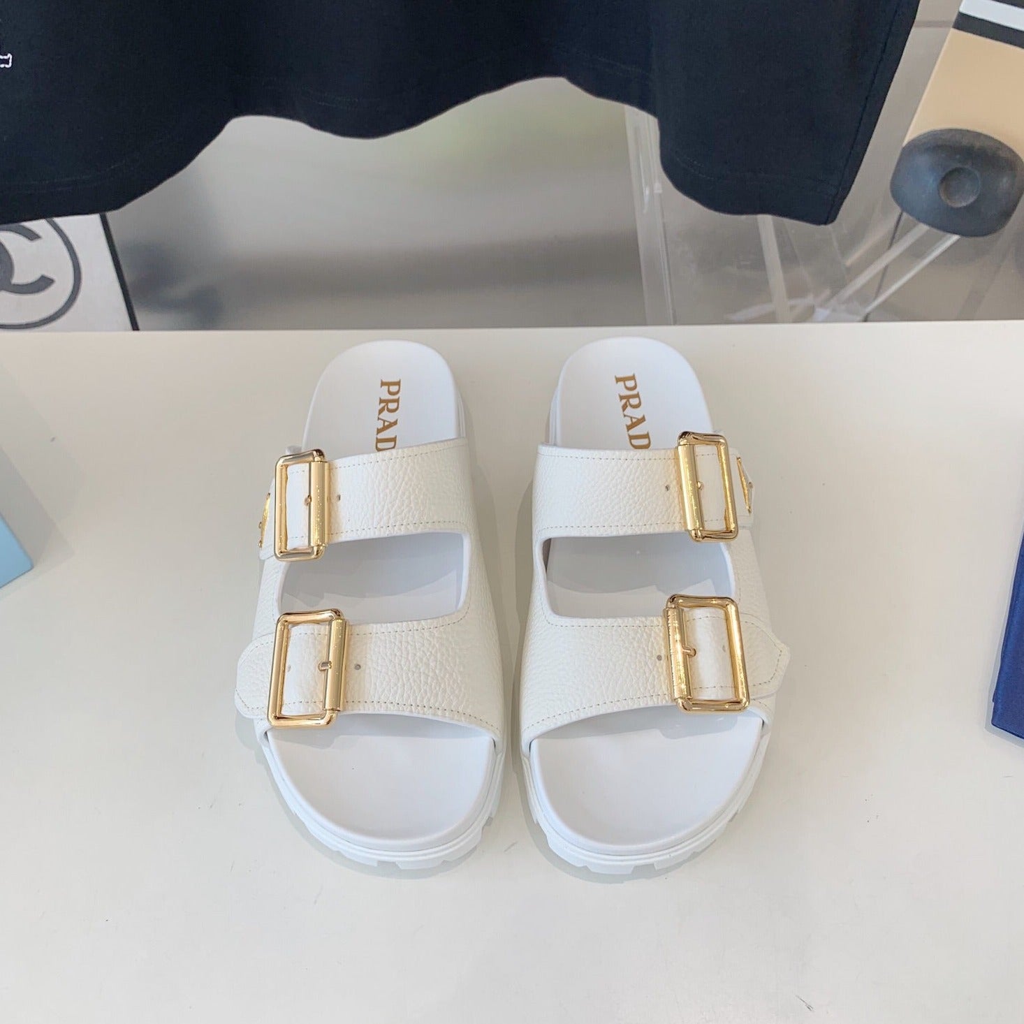 PRADA STRAP SLIDES SANLS WHITE LAMBSKIN