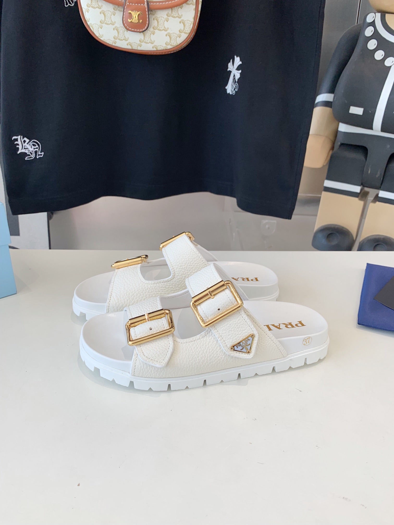 PRADA STRAP SLIDES SANLS WHITE LAMBSKIN