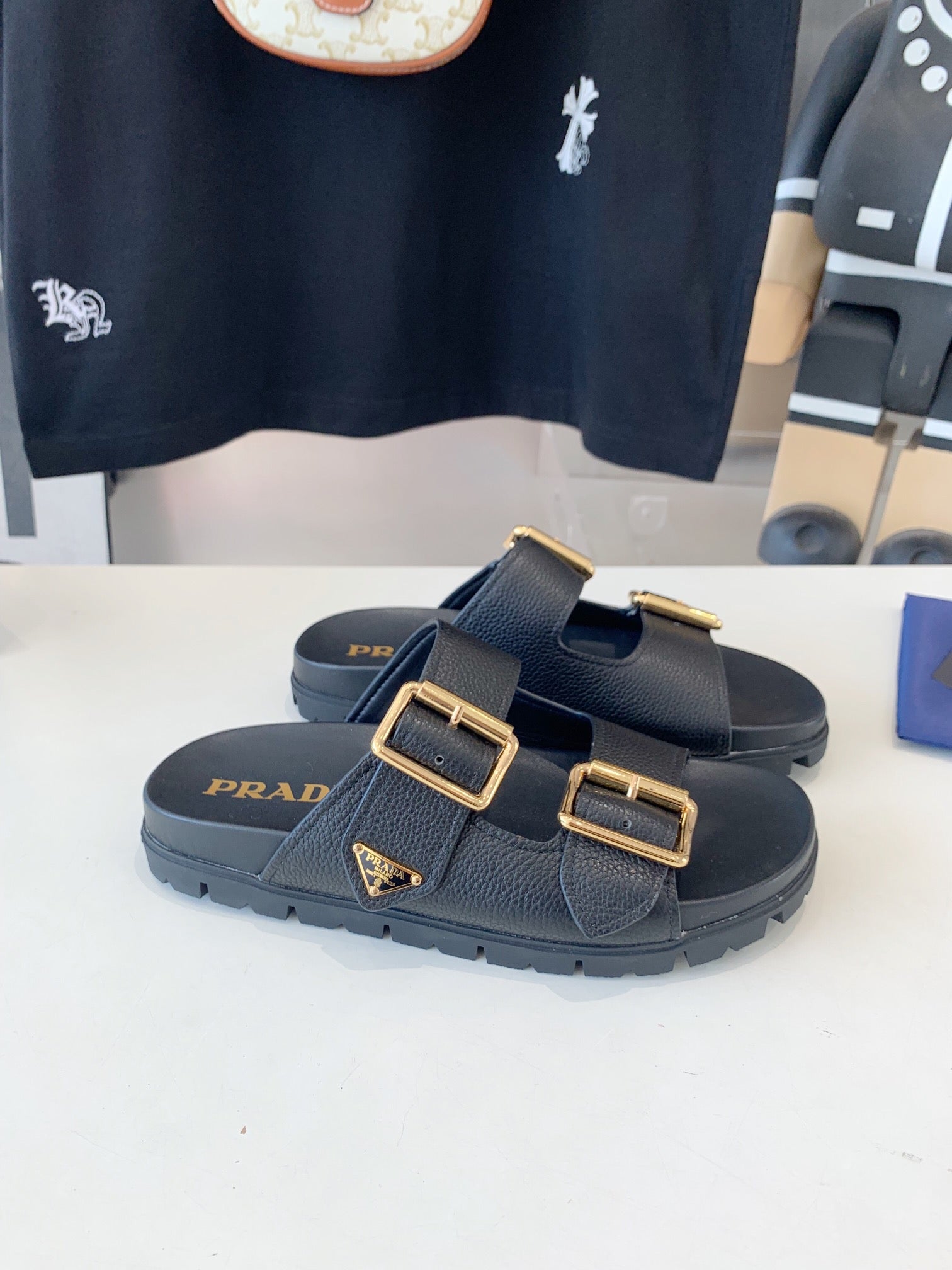 PRADA STRAP SLIDES SANLS BLACK LAMBSKIN