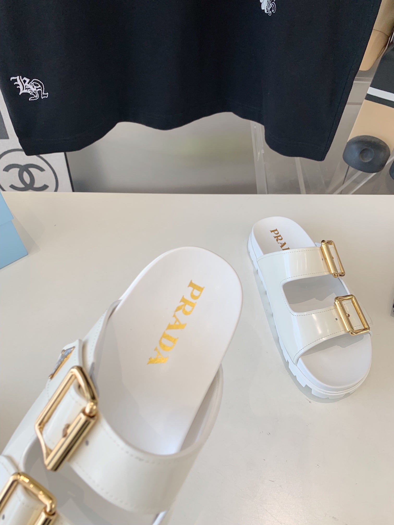 PRADA STRAP SLIDES SANLS GLOSSY WHITE CALFSKIN
