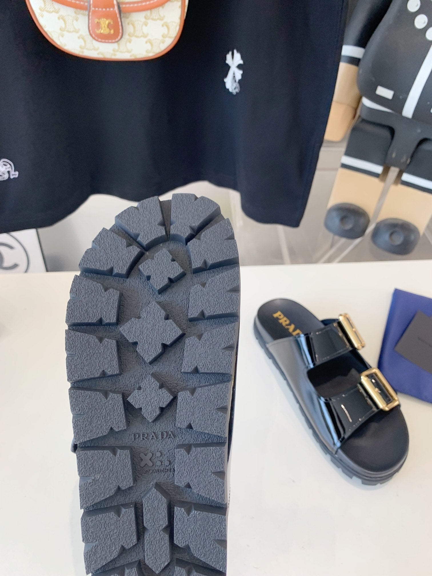 PRADA STRAP SLIDES SANLS GLOSSY BLACK CALFSKIN