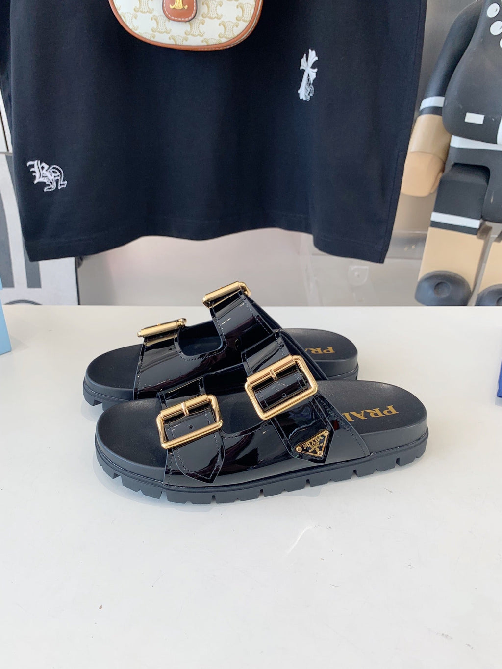 PRADA STRAP SLIDES SANLS GLOSSY BLACK CALFSKIN