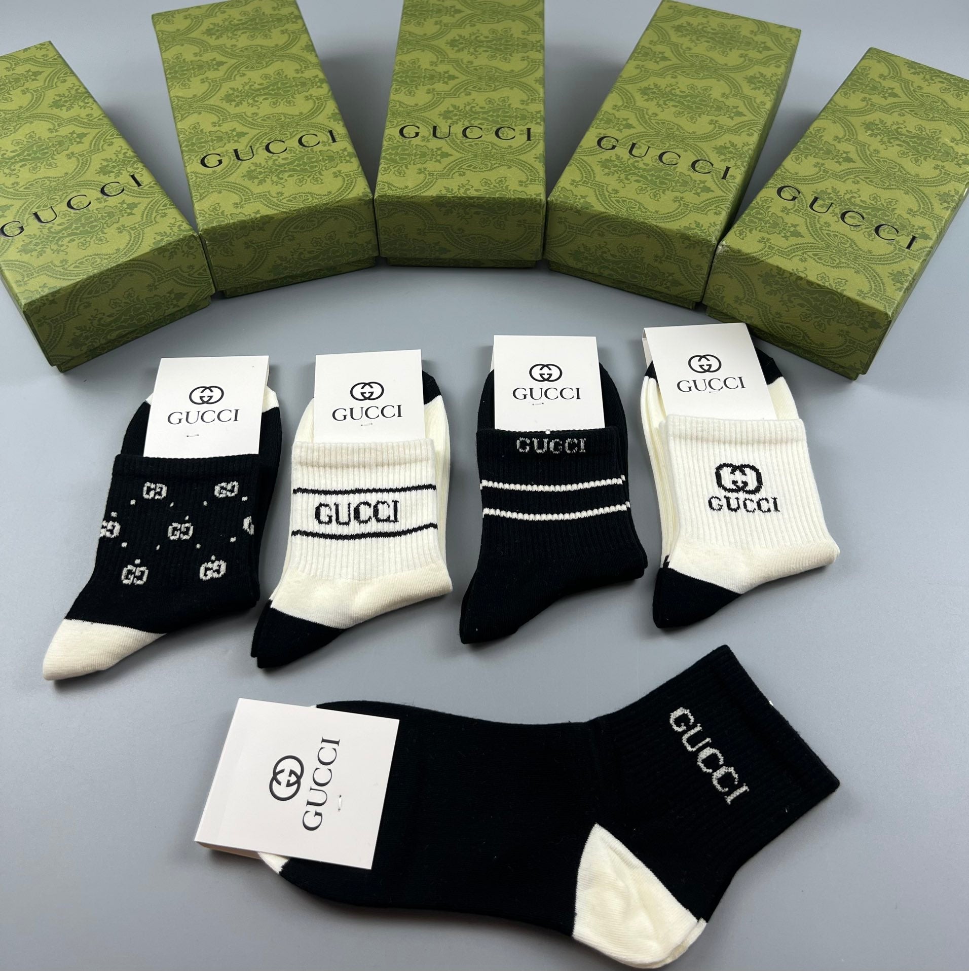GUCCI LOW-CUT SOCKS 425689 (1 BOX)