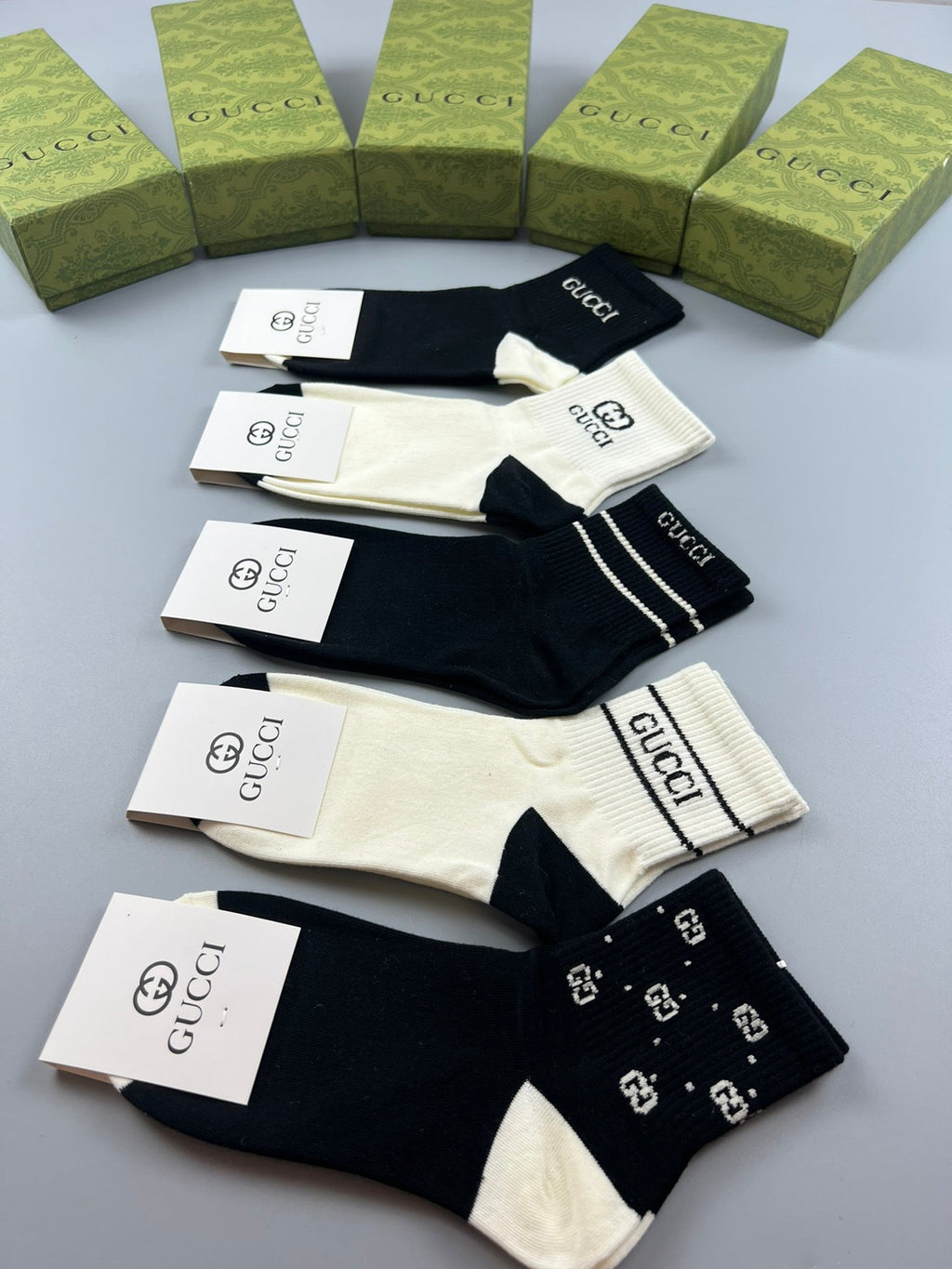 GUCCI LOW-CUT SOCKS 425689 (1 BOX)