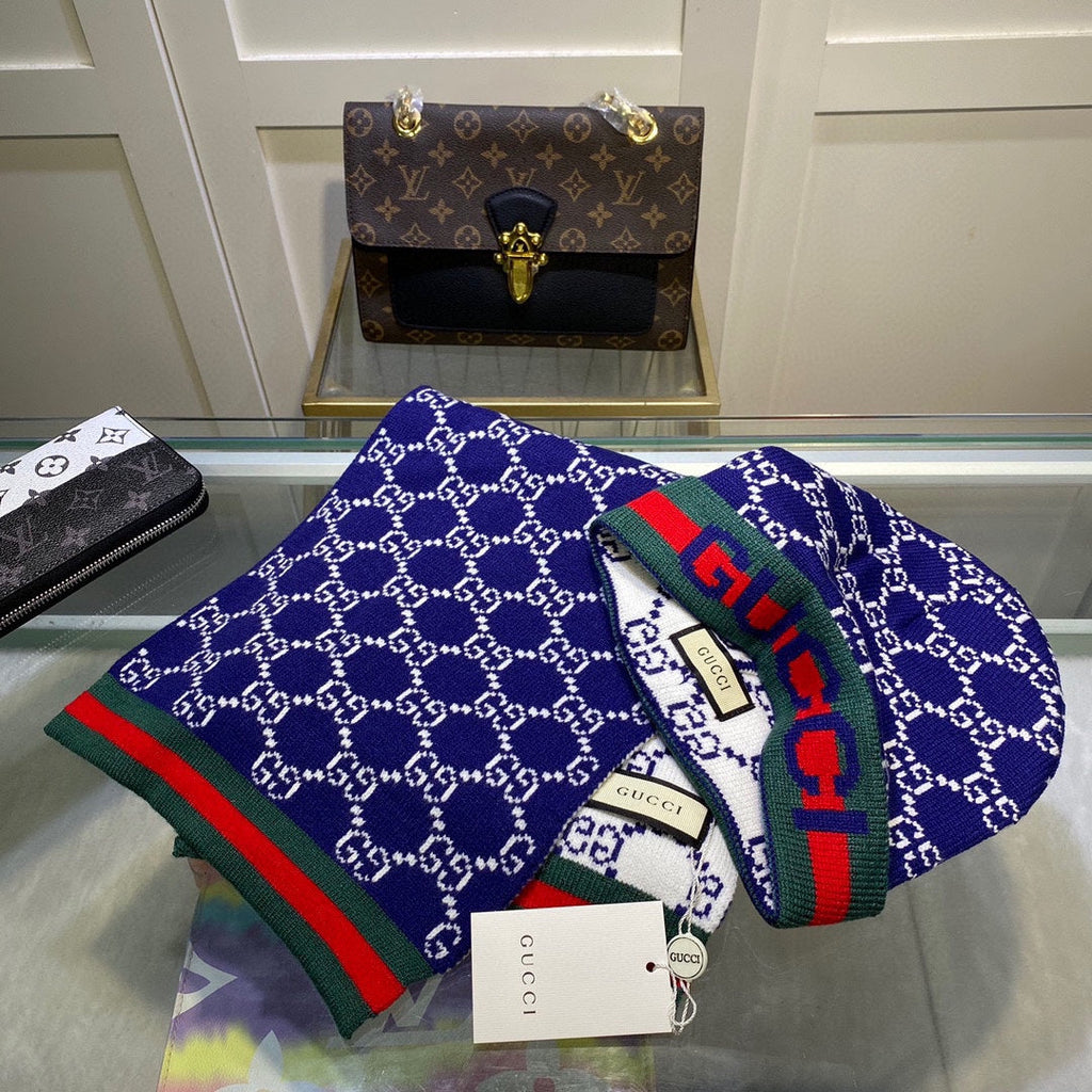GUCCI SET SCARF AND HAT IN NAVY BLUE MONOGRAM CASHMERE 349665