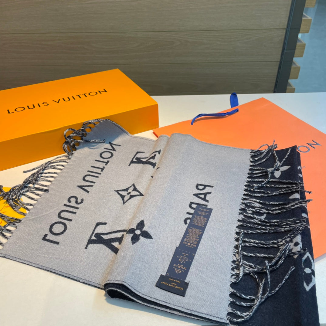 LOUIS VUITTON ALL ABOUT MONOGRAM SCARF 185 CM IN AEGEAN BLUE WOOL 394499
