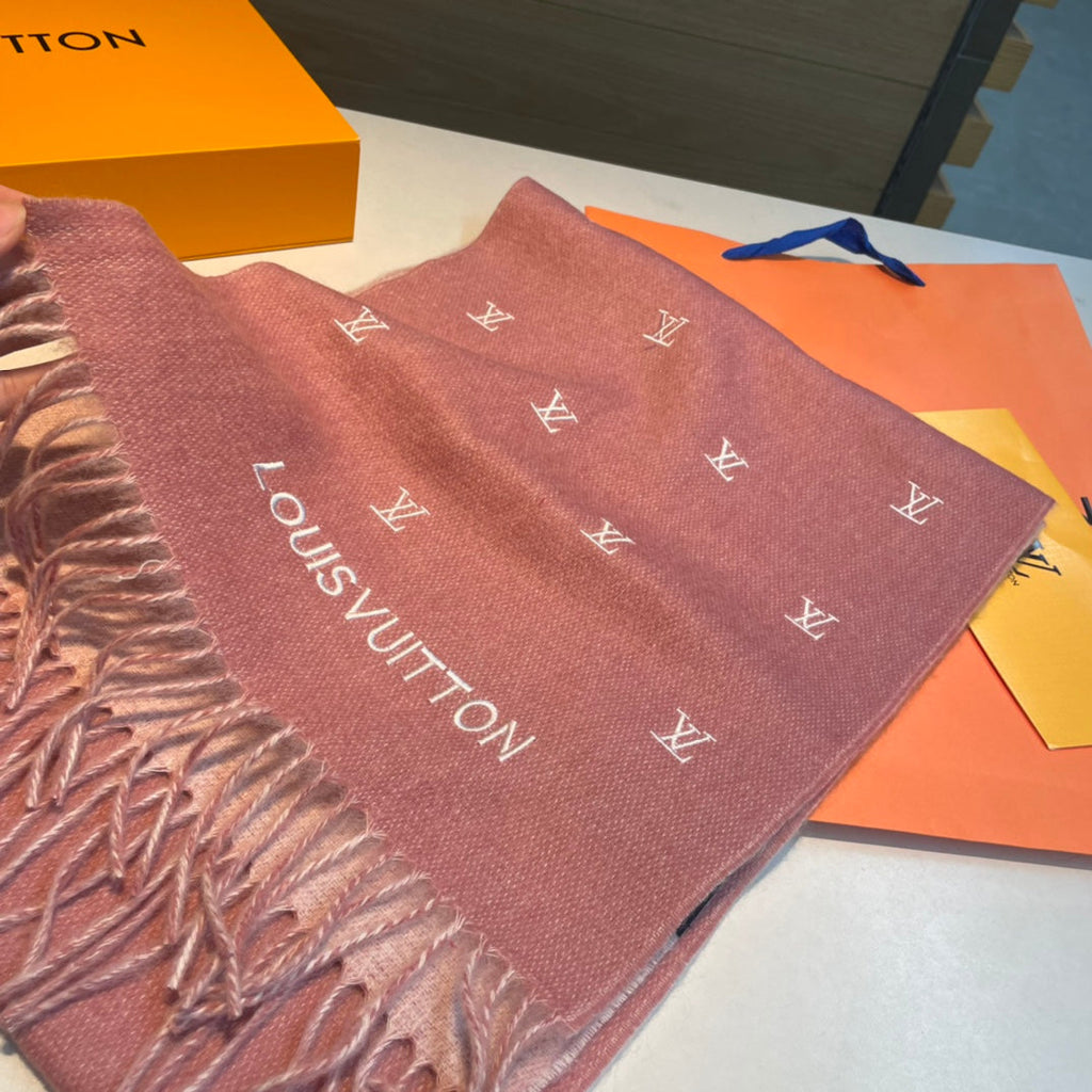 LOUIS VUITTON SCARF 190 CM IN SALMON PINK CASHMERE WITH WHITE LOGO 396328