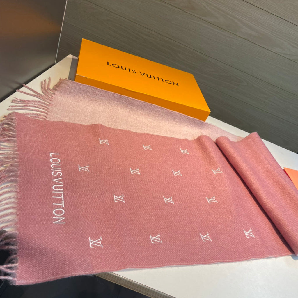 LOUIS VUITTON SCARF 190 CM IN SALMON PINK CASHMERE WITH WHITE LOGO 396328