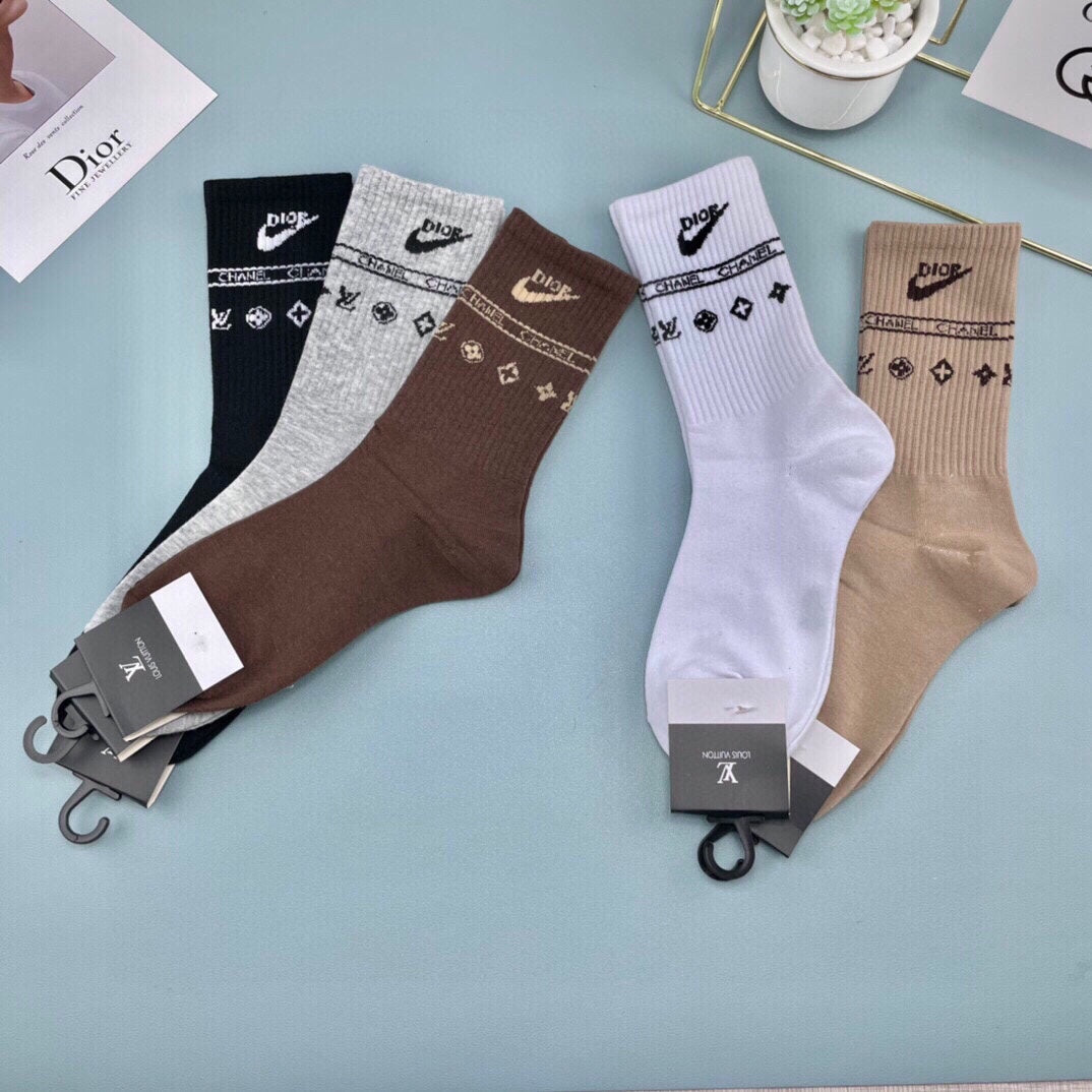 LOUIS VUITTON CREW SOCKS 409522 (1 BOX)