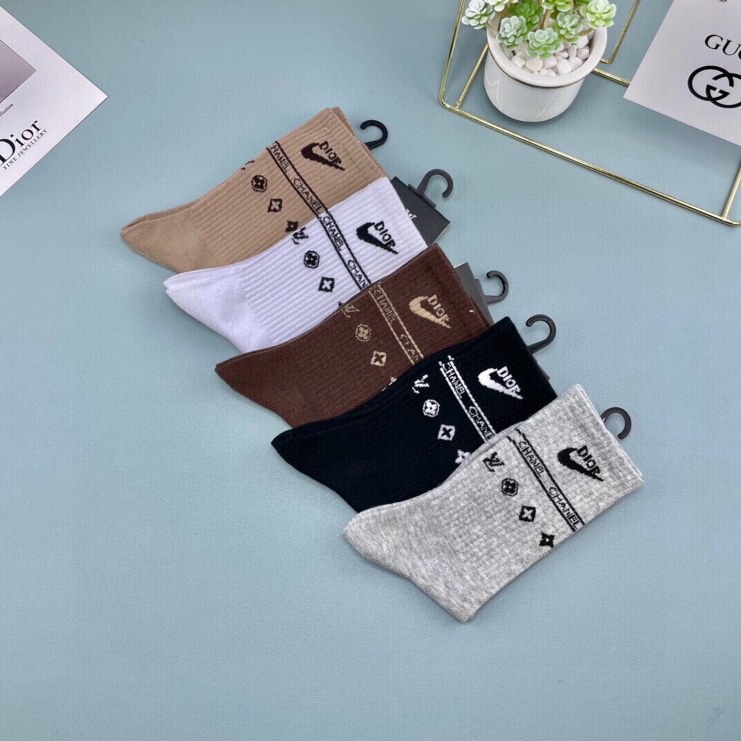 LOUIS VUITTON CREW SOCKS 409522 (1 BOX)