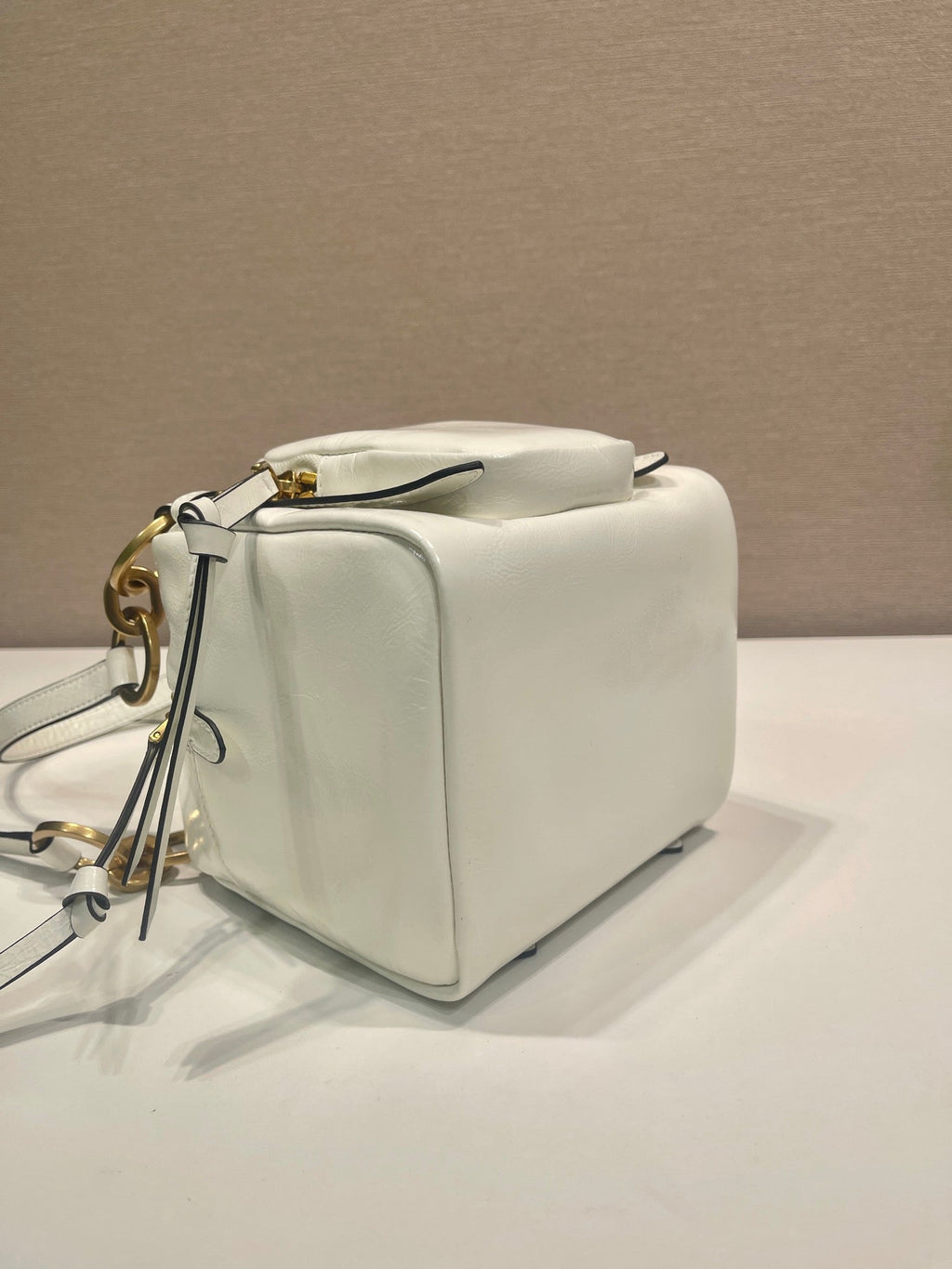 PRADA SMALL RECTANGULAR BAG 14 IN WHITE OIL WAX LAMBSKIN GOLD HARDWARE