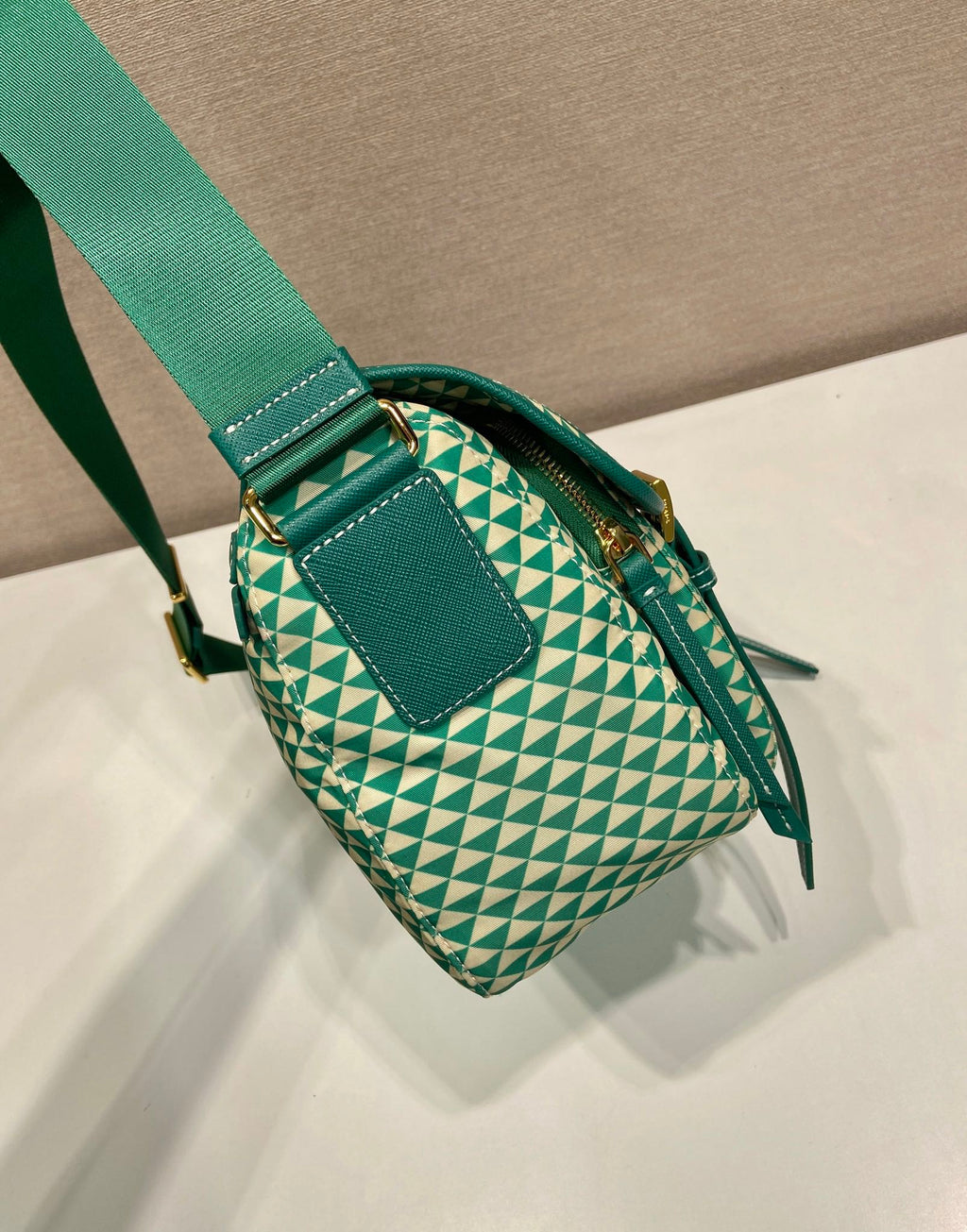 PRADA MESSENGER BAG 25 IN FOREST GREEN MIX CREAM TRIANGLE PATTERN EMBROIDERED FABRIC