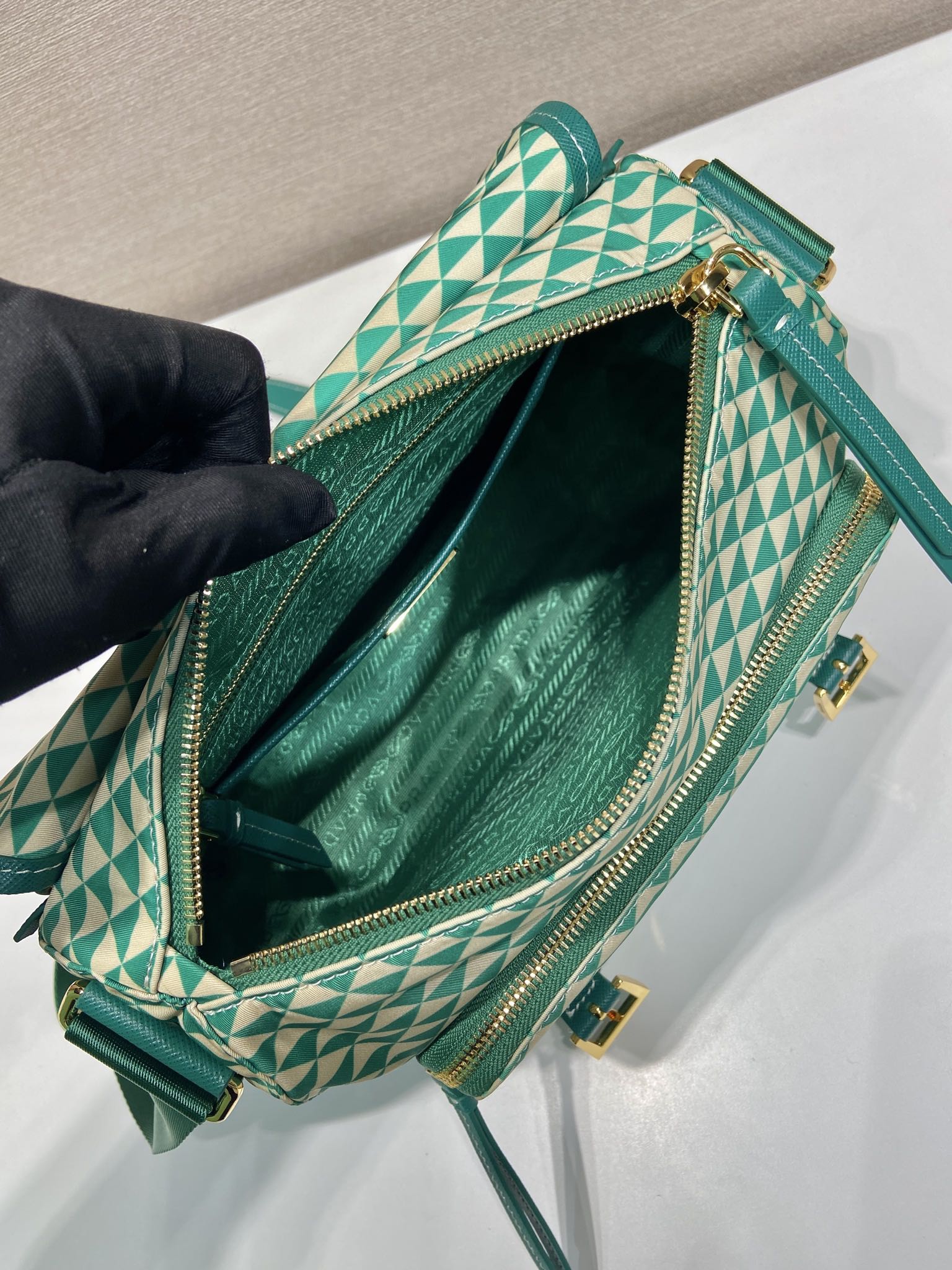 PRADA MESSENGER BAG 25 IN FOREST GREEN MIX CREAM TRIANGLE PATTERN EMBROIDERED FABRIC
