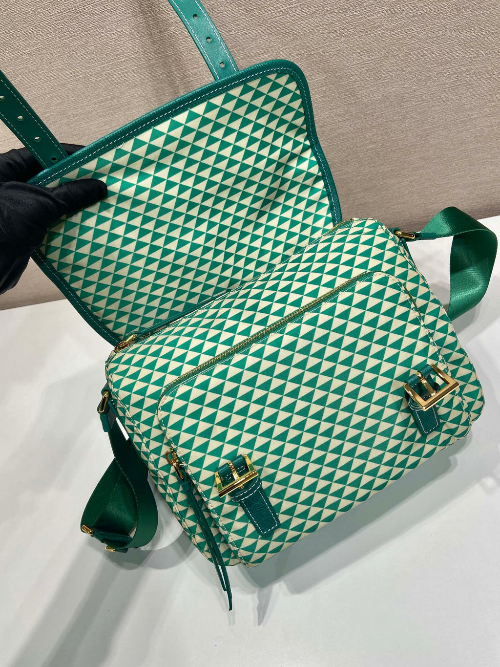 PRADA MESSENGER BAG 25 IN FOREST GREEN MIX CREAM TRIANGLE PATTERN EMBROIDERED FABRIC