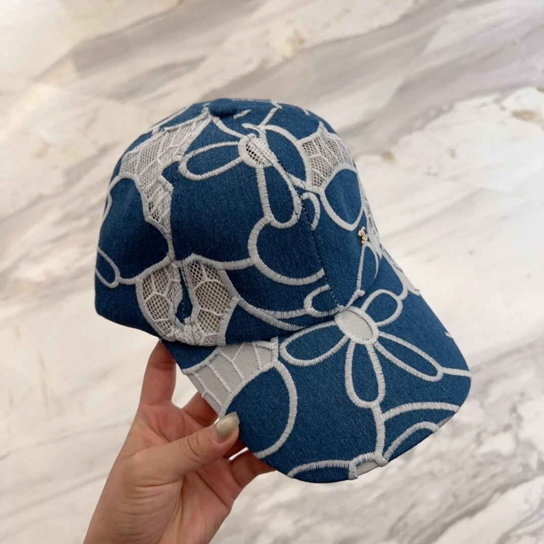 CHANEL LACE FLORAL BASEBALL HAT 672633