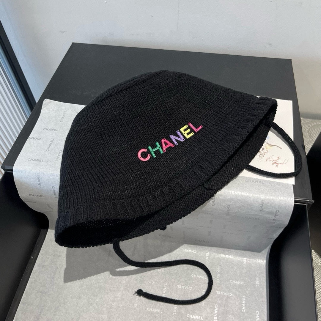 CHANEL WOVEN BUCKET HAT BLACK 673998