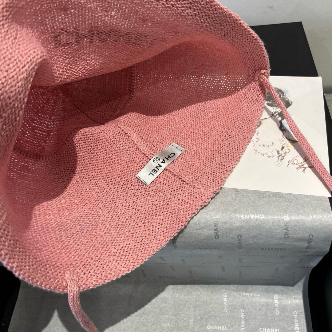 CHANEL WOVEN BUCKET HAT PINK 674000