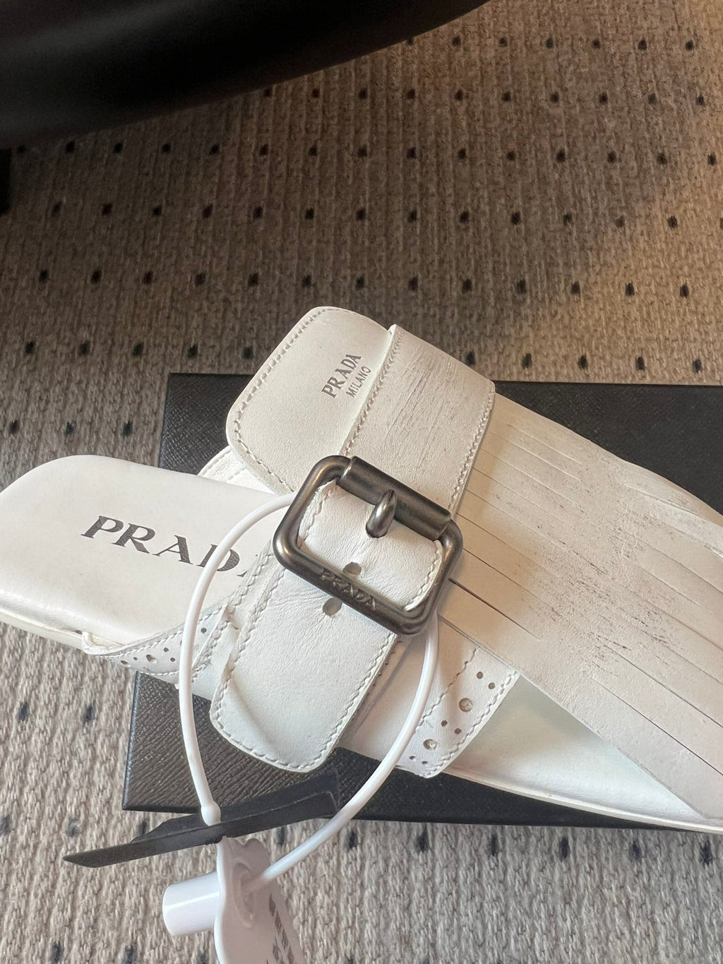PRADA 25S SHUFFLE LEATHER THONG SANLS IN IVORY CALFSKIN