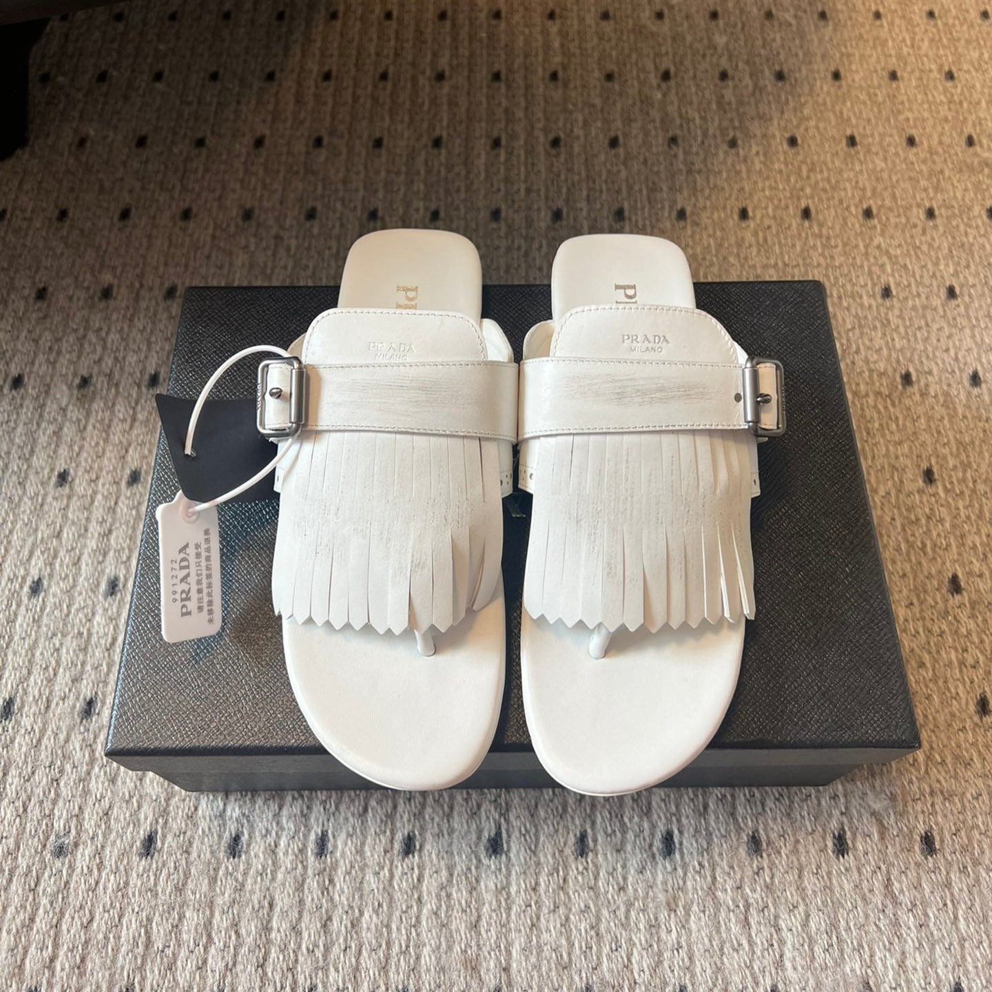 PRADA 25S SHUFFLE LEATHER THONG SANLS IN IVORY CALFSKIN