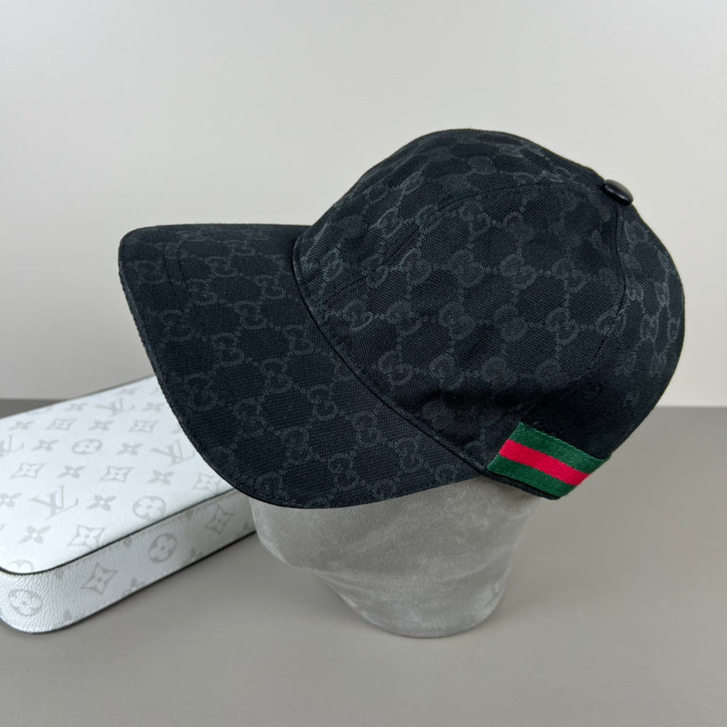 GUCCI BASEBALL CAP IN BLACK MONOGRAM CANVAS