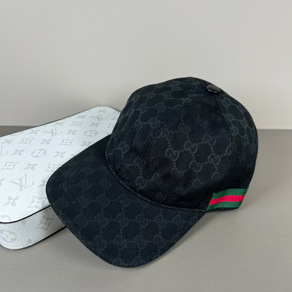 GUCCI BASEBALL CAP IN BLACK MONOGRAM CANVAS