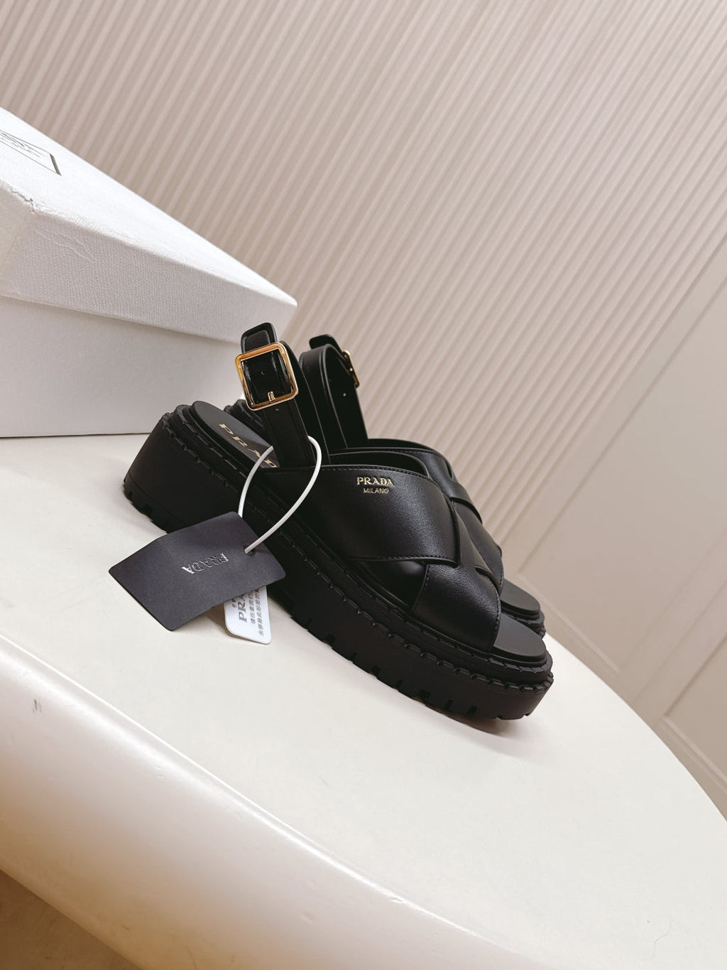 PRADA 25S CRISSCROSS SANLS IN BLACK CALFSKIN