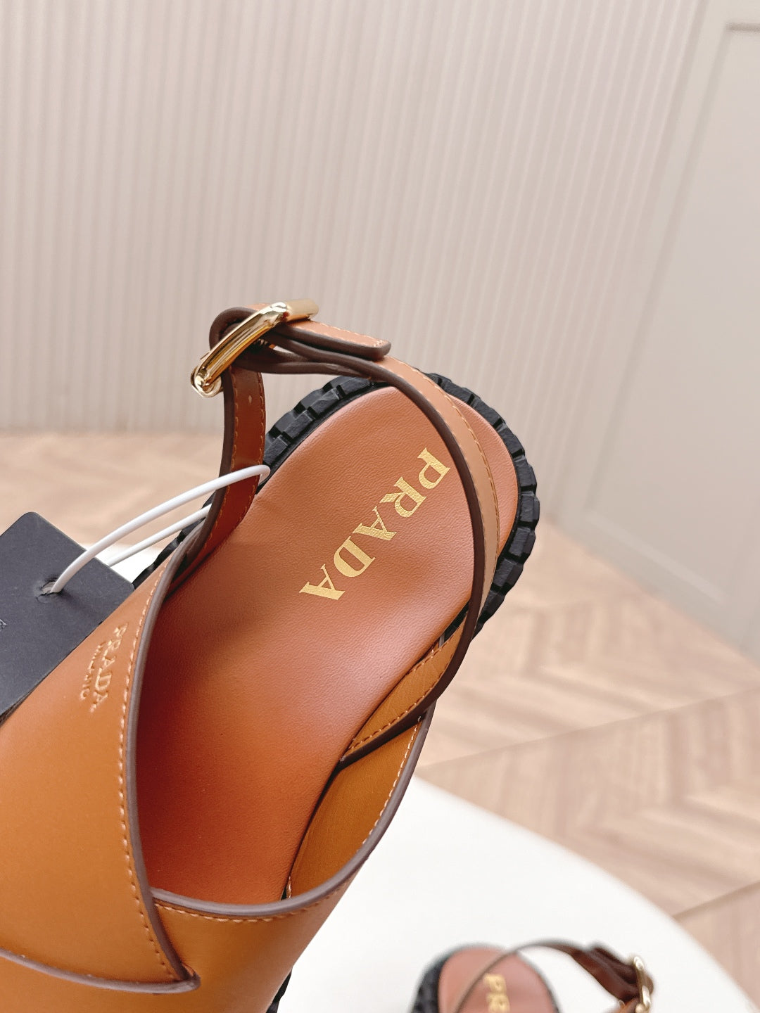 PRADA 25S CRISSCROSS SANLS IN LIGHT TAN CALFSKIN