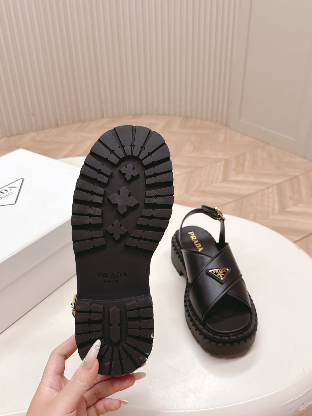 PRADA 25S SANLS IN BLACK CALFSKIN LOGO GOLD HARDWARE