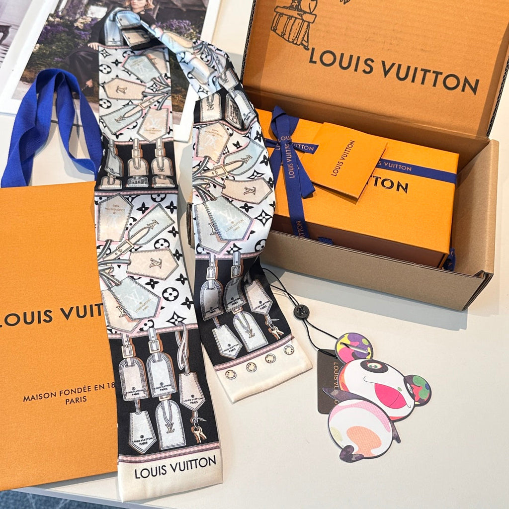 LOUIS VUITTON LV TWILLY 120 CM IN SILK 714392