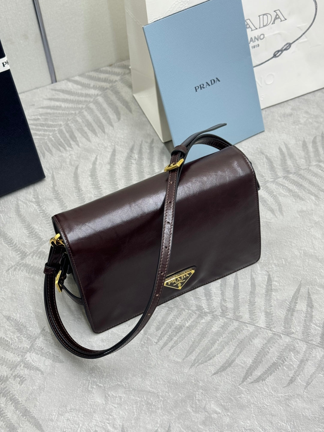 PRADA 25S SHOULDER BAG 23 IN RK BROWN CALFSKIN GOLD HARDWRE