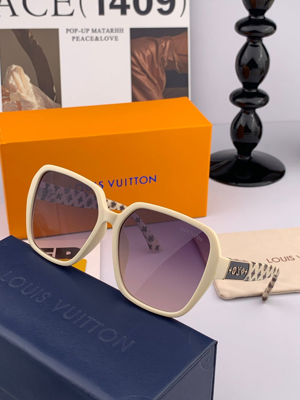 LOUIS VUITTON SIGNATURE ROUND SUNGLASSES L3305 IN ACETATE