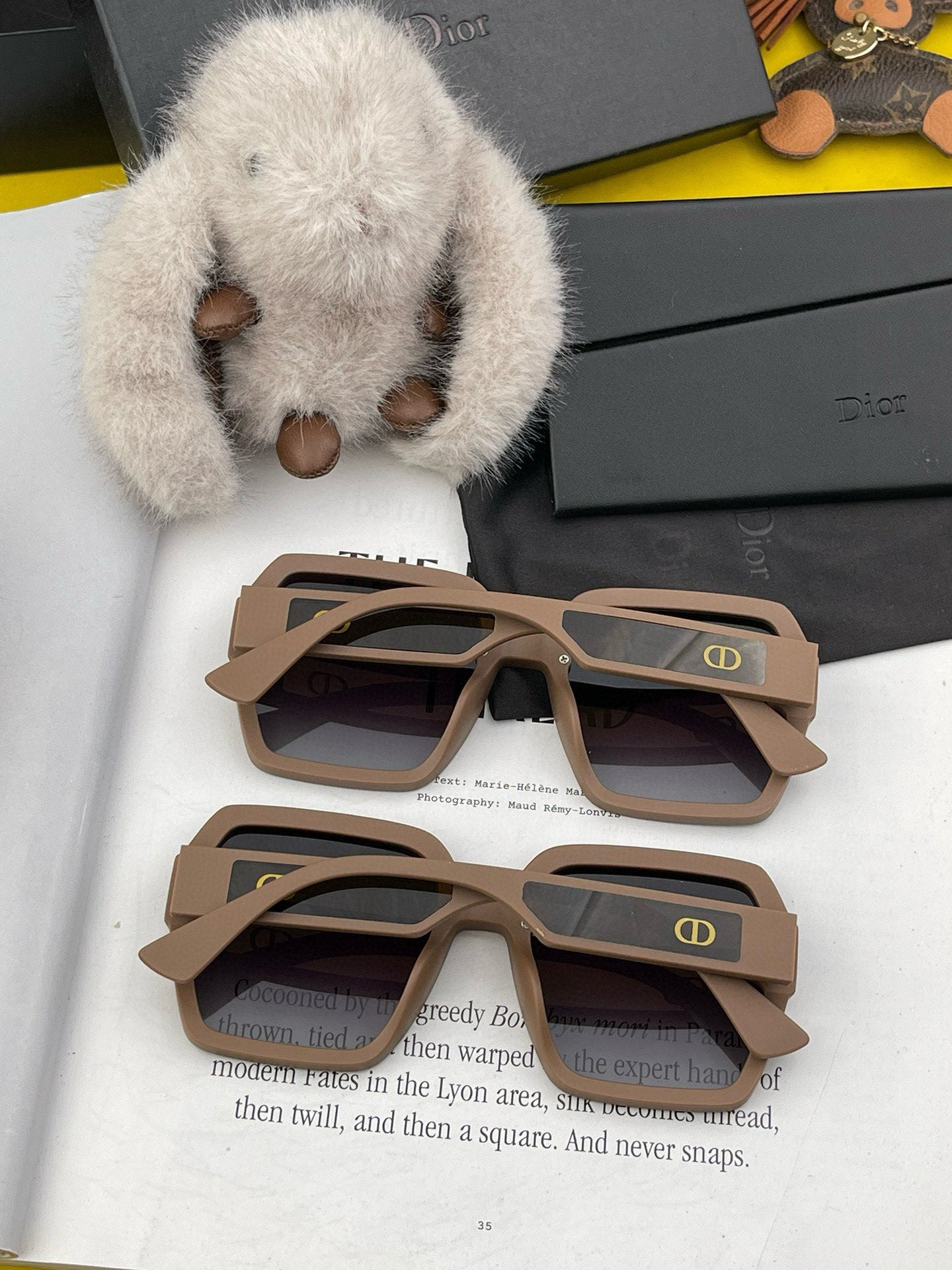 DIOR MONTAIGNE SQUARE SUNGLASS D1292 IN LIGHT BROWN ACETATE
