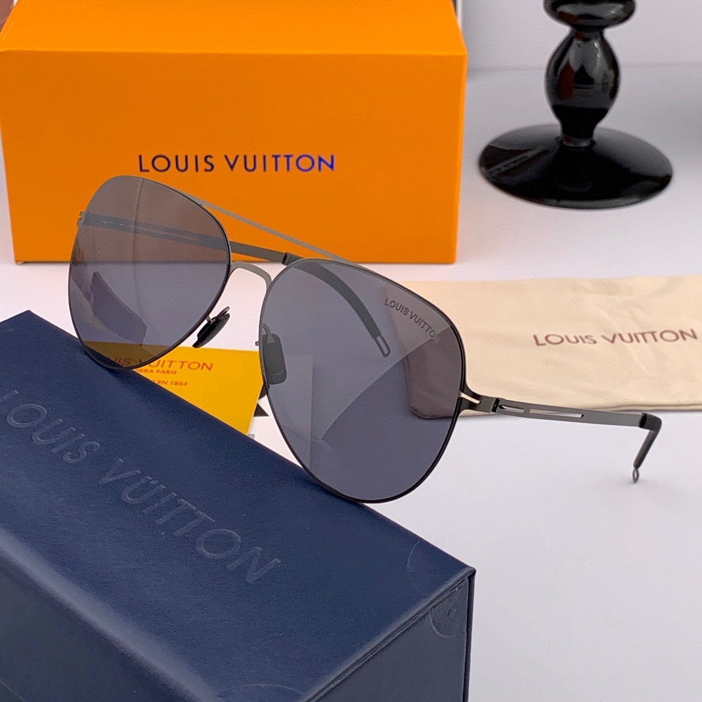 LOUIS VUITTON PILOT SUNGLASSES L1862 IN METAL