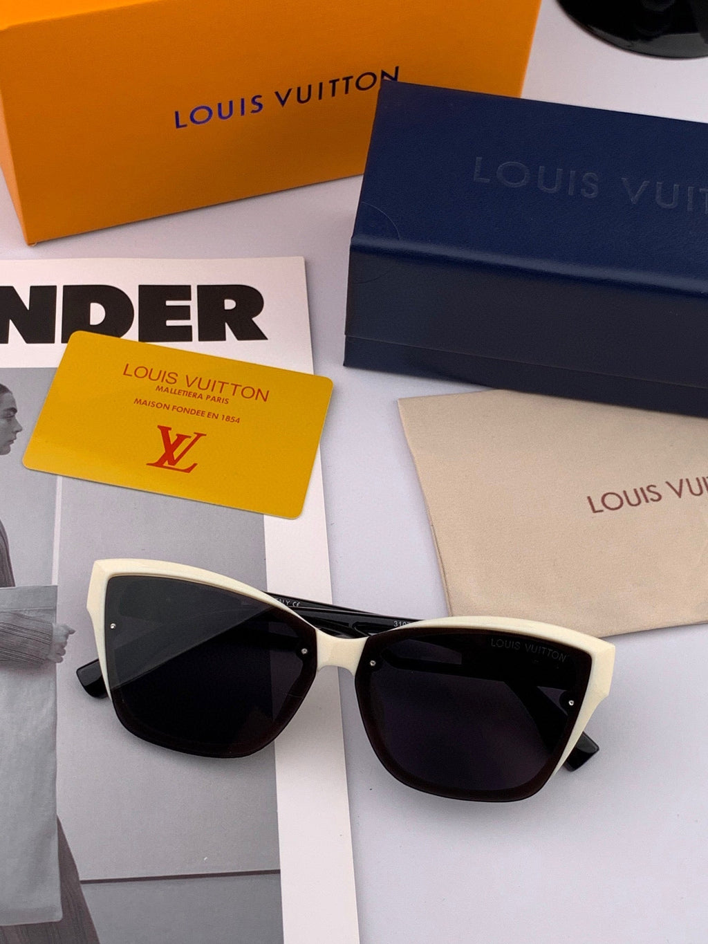 LOUIS VUITTON CAT EYE SUNGLASSES L7310 IN ACETATE
