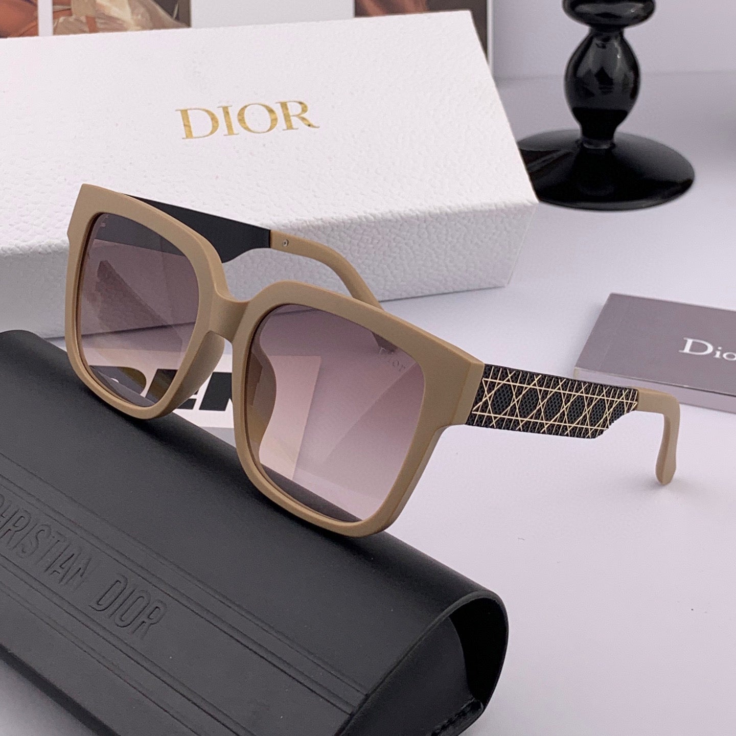 DIOR MONTAIGNE SUNGLASS D8304 IN ACETATE