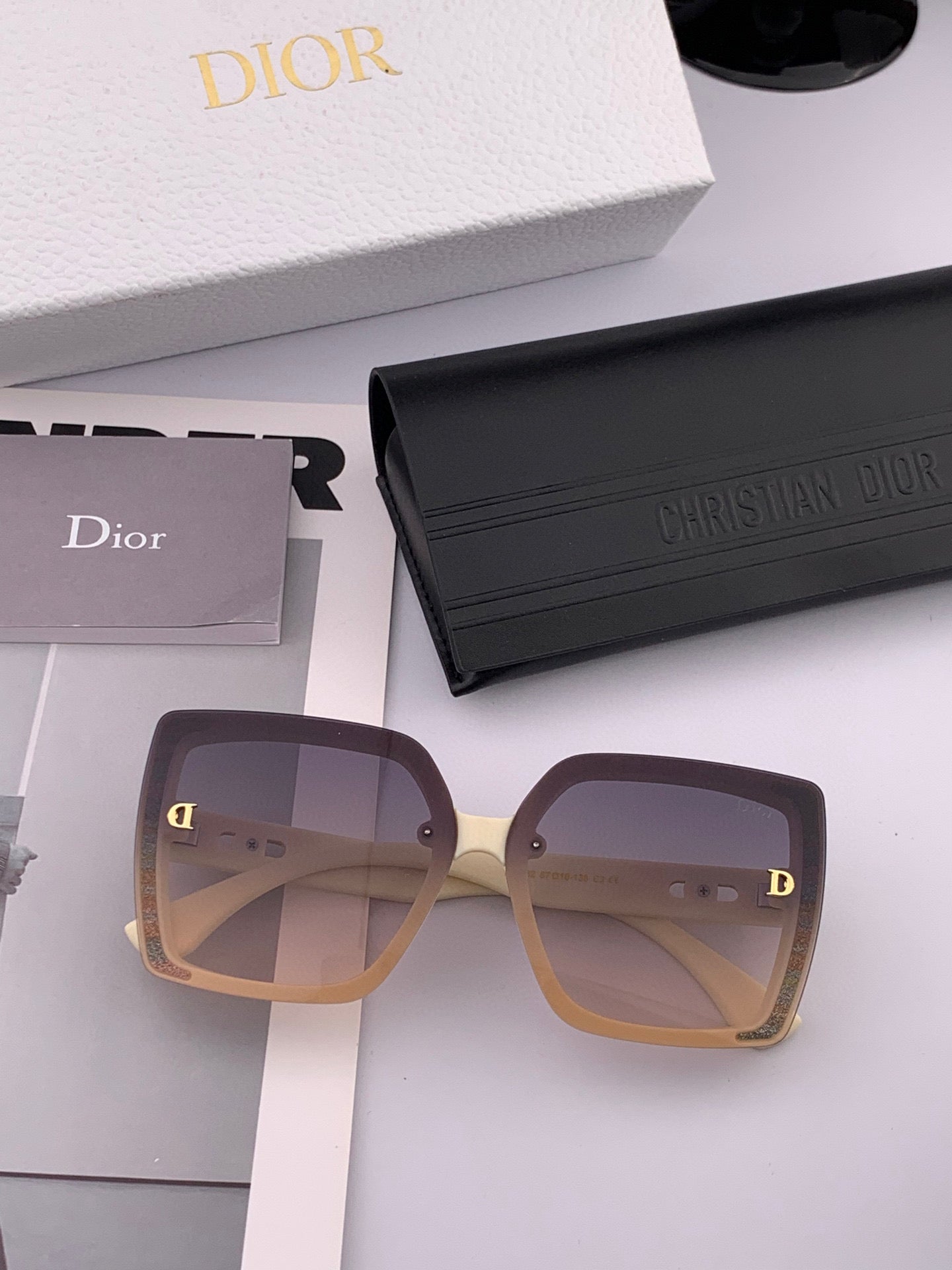 DIOR MONTAIGNE SUNGLASS D2302 IN ACETATE EMBOSSED LOGO