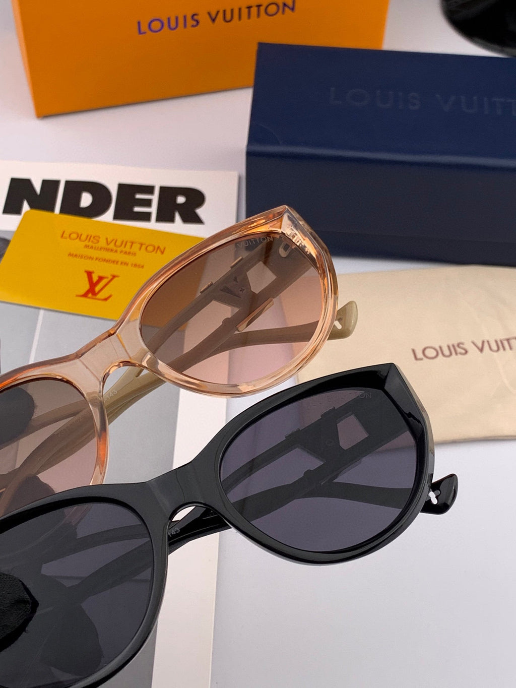 LOUIS VUITTON CAT EYE SUNGLASSES L1231 IN ACETATE